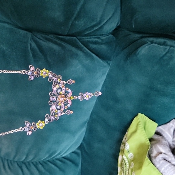 Vintage Lia Sophia bella cut crystal necklace - Picture 5 of 6